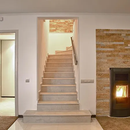 Pepi ヴェリコ・タルノヴォ